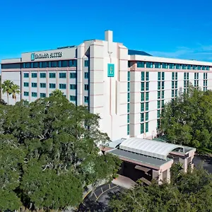 Hotel Embassy By Hilton Usf Near Busch Gardens